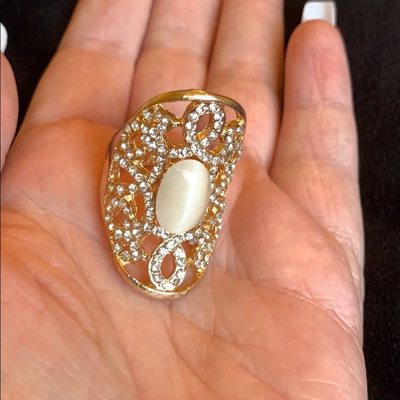 Dazzling women’s statement ring gold & rhinestone - Picture 4 of 6